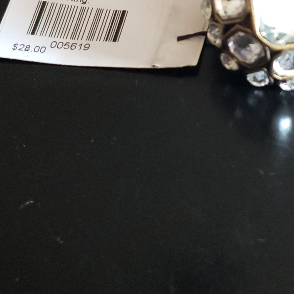 NWT Large Rhinestone Rock Stretch Ring - Picture 4 of 8